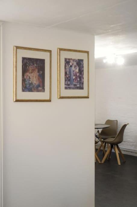 Central, Cozy & Beautiful Designed 2-Rooms Apt. Near River Берлін Екстер'єр фото
